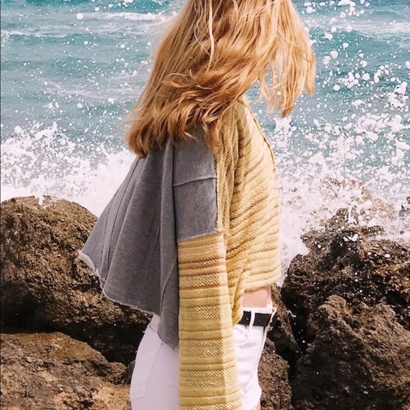 Free People Catalina Pullover - Picture 2 of 6